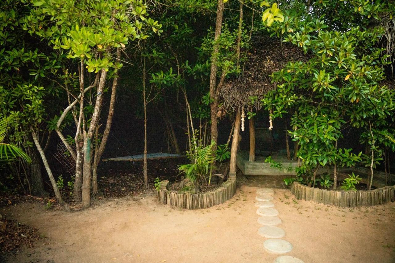 Mermaid Cabana And Tree Houses Tangalle Eksteriør billede
